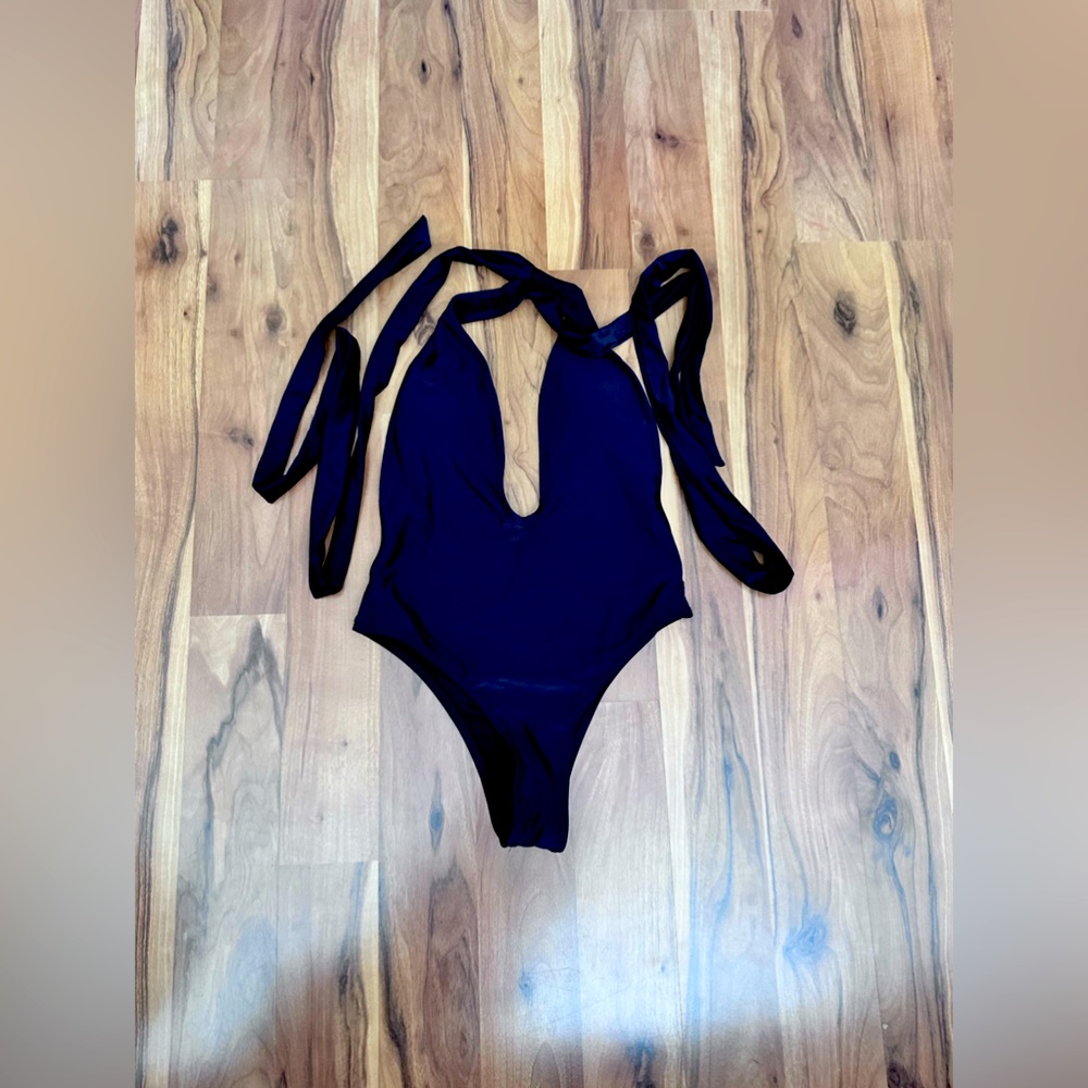 Lilosy Sexy Tie Criss Cross Plunge One Piece Cheeky Swimsuit High Cut Brazilian